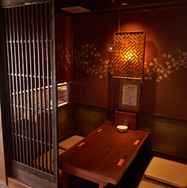 In the semi-private room of commitment you can enjoy meals slowly in a calm atmosphere ♪ Other private rooms available for other adults are available.Events with mutual friends and various banquets, launch etc., you can use it widely.
