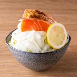 もんじゃ　炙りサーモン～レモンの酸味でさっぱりと～