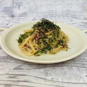 梅肉としらすのペペロンチーノ