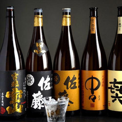 We offer a large selection of sake from all over the country.