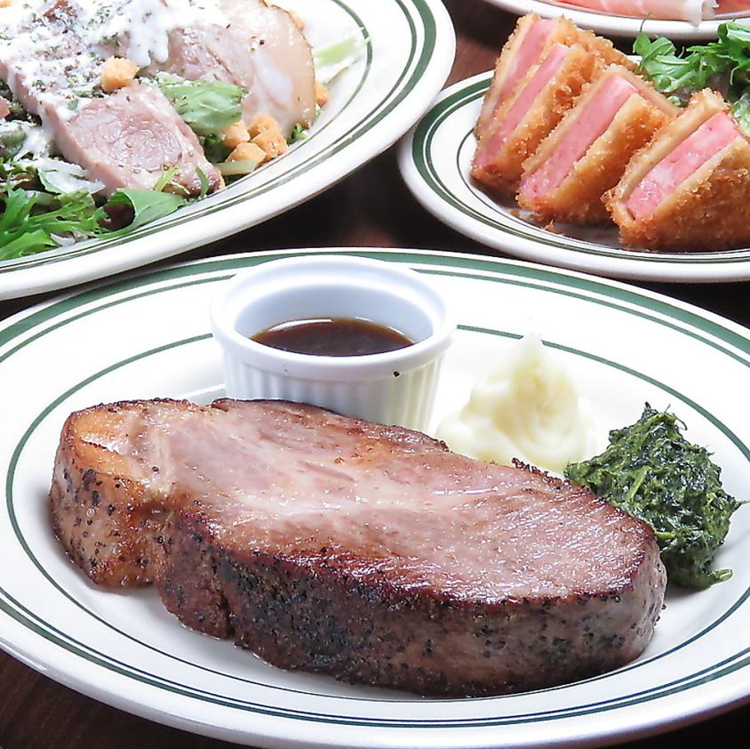 ランチにやわらかジューシーなポークステーキをお楽しみください
