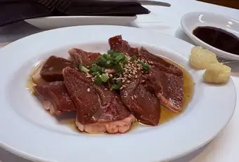 新鲜羊心刺身