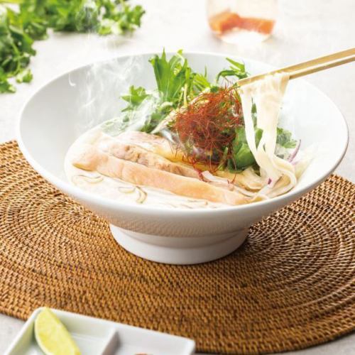 自家製にこだわるフォー！