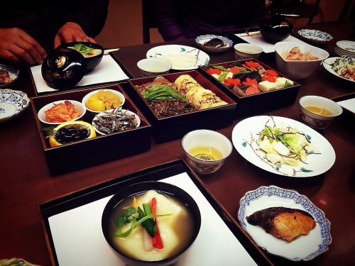 这里有很多价格合理的饮品可供选择。