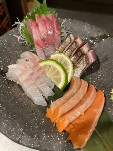 Assorted sashimi for 2-3 people