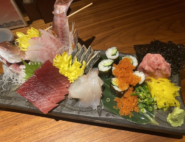 <Marusakaba's recommendation> Fresh fish prepared in a variety of ways."Fish platter!!"