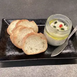 ツナとチーズの酒盗ムース