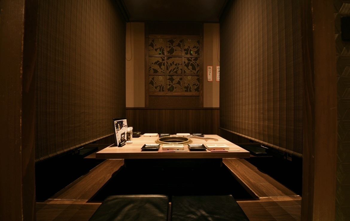 大人が通う焼き肉店。個室で上質な焼肉を…朝9時まで営業