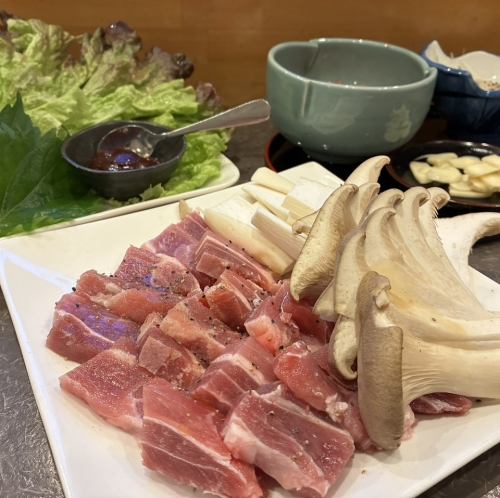 豊富な部位を味わう鍋◎