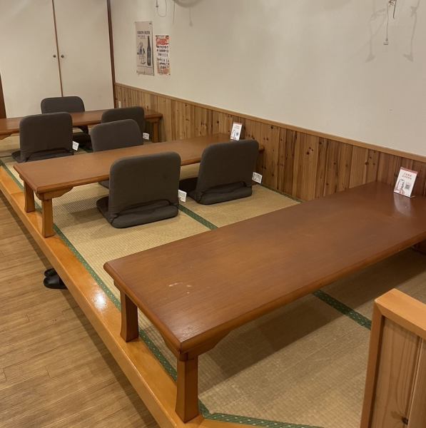 ≪少人数での飲み会利用に♪≫テーブル席は6名様、4名様×2テーブルご用意ございます。ご家族でのお食事にお子様連れでもご安心頂けます！居心地よい空間で愉しむ沖縄料理と旨い酒を是非ご堪能下さい。