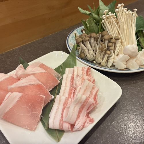 山原豚をご堪能♪〆にデザートまで堪能できる全7品♪山原豚しゃぶしゃぶコース　4180円(税込)