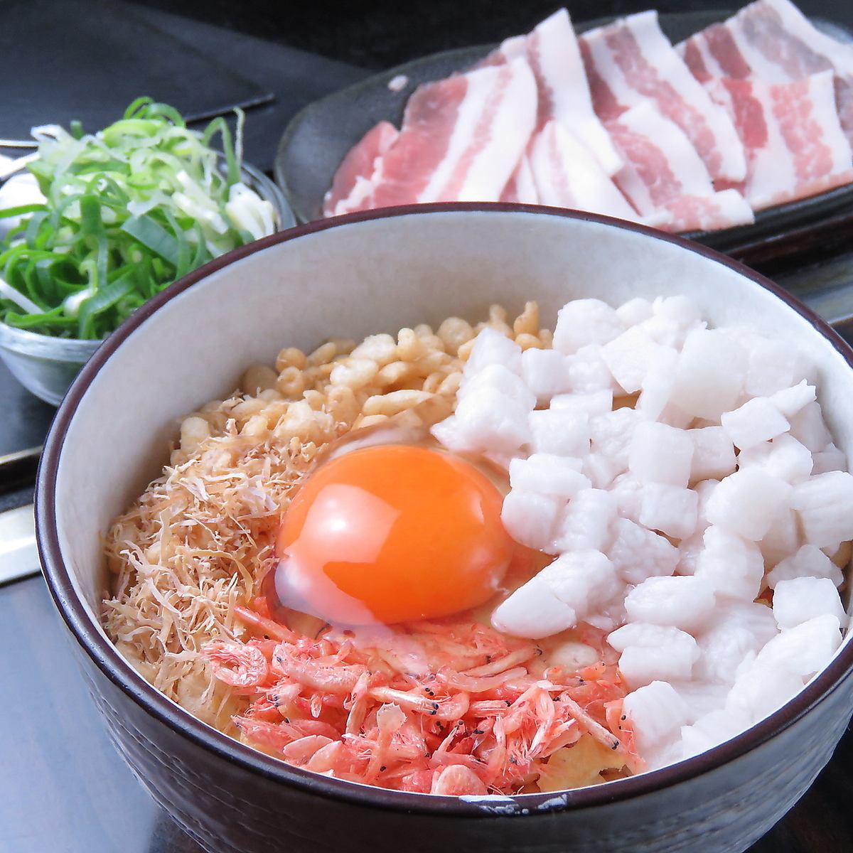 我们推荐的okonomiyaki [猪肉丁山药]和[焗] 1078日元〜