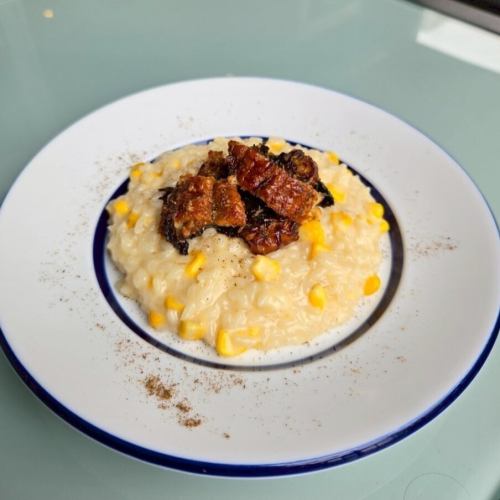 [Pasta and risotto set] Balsamic-flavored eel and corn cheese risotto with the aroma of Japanese pepper