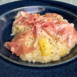 ★Limited Quantity★ White Asparagus and Domestic "Gunma Wheat Pork" Prosciutto Cheese Risotto