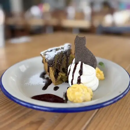 抹茶とかぼちゃのハロウィンエンジェルケーキ
