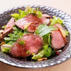 Roast beef salad