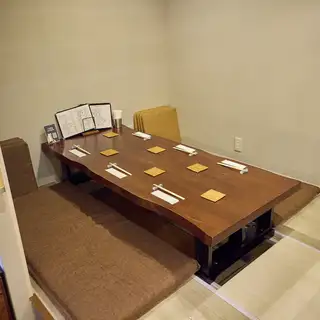 ◆6名様掘りごたつ座敷×2