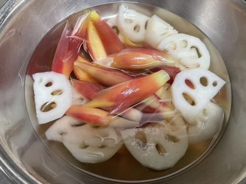 New lotus root sweet and sour