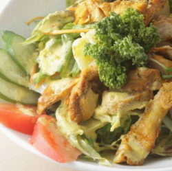 タンドリチキンサラダ