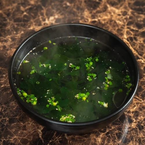 ワカメスープ