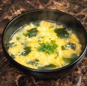 ワカタマスープ