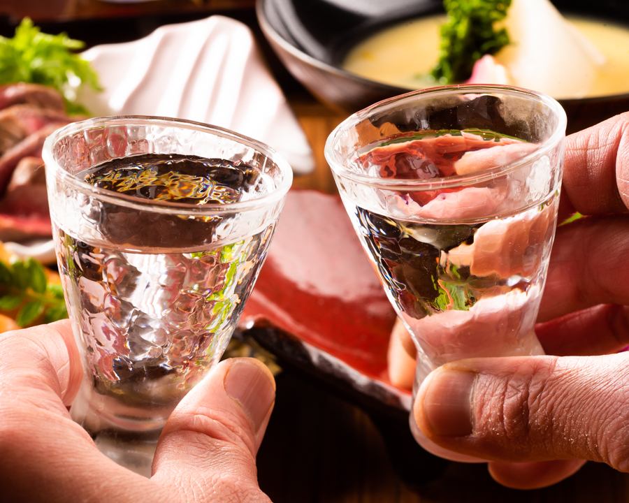 佐渡直送の鮮魚、新潟の銘酒を心ゆくまでご堪能ください。