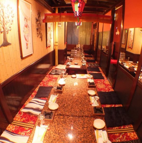 Private rooms with sunken kotatsu are prepared according to the number of people.The interior, which is elaborately designed everywhere, is also a must-check.