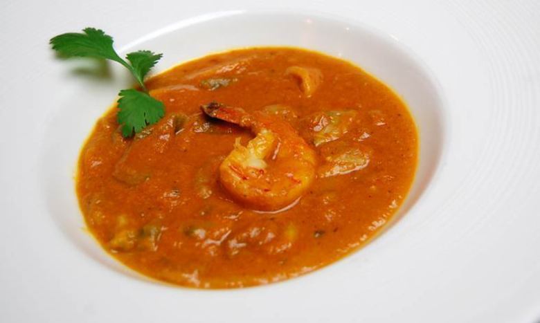 Seafood mix curry