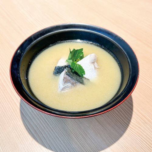 《拘りの出汁》椀物