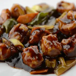 香酢酢豚/牛肉の四川風煮込み