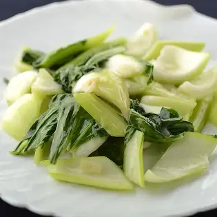 ニンニクと季節の野菜炒め