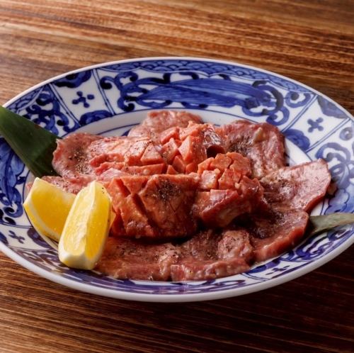 幸せを運ぶ肉の饗宴♪