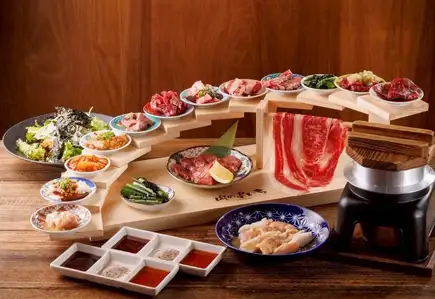 Luxurious and extravagant [Food only] 15-course meal featuring Chita beef curtain loin and marbled beef tongue ★ Meat staircase platter course 4000 yen