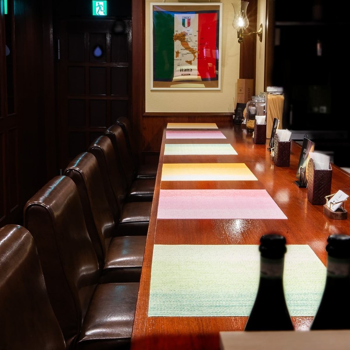 落ち着いた雰囲気で料理やお酒を楽しめる『隠れ家イタリアン』