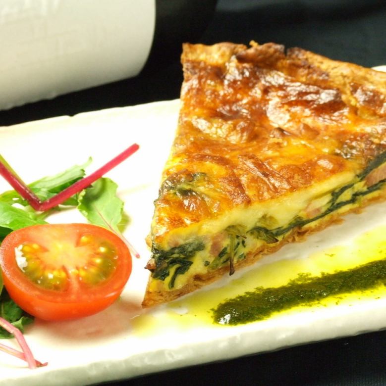 Spinach and bacon soy milk quiche