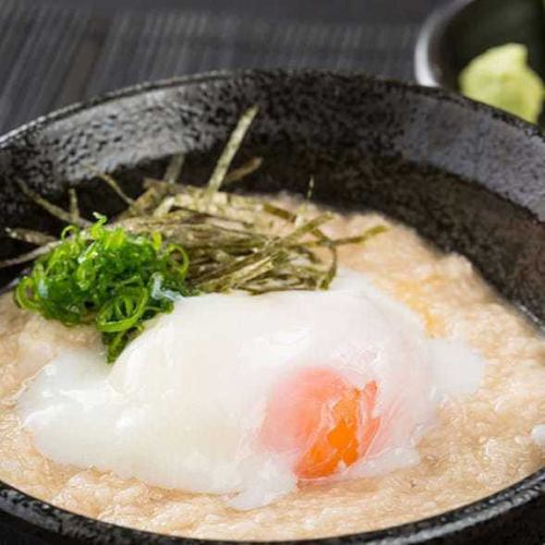 焼き鳥屋の卵かけごはん