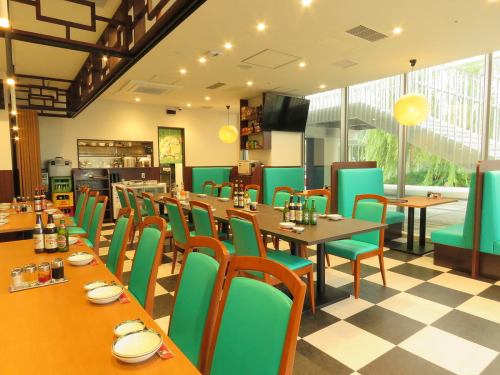 <p>We accept floor reservations from 20 people up to 50 people! We will guide you to the seats according to the number of people, such as company banquets and family use! Please contact us!</p>