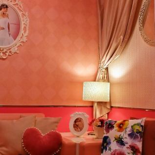 여성 전용 룸! 핑크 귀여운 방! (금연)