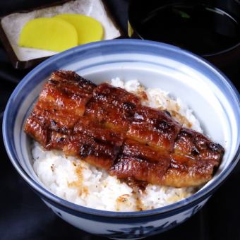 【鰻魚飯】普通份量 半尾 ◆2,530日圓（含稅）