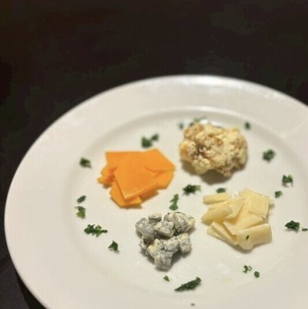 チーズ盛り合わせ