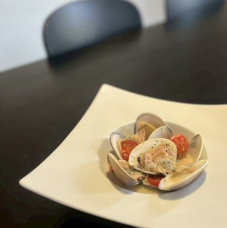 千葉県産 ハマグリの白ワイン蒸し