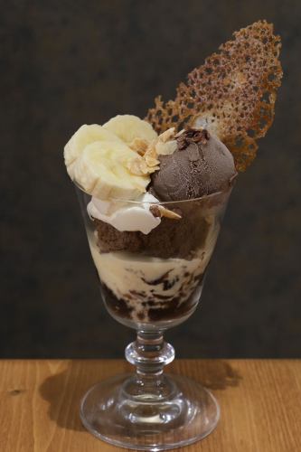 Almond and banana chocolate parfait