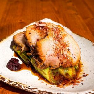 ロールポークのプレゼ　梅胡椒の香りを添えて