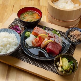 【ランチ限定】神コスパ！むにの絶品ランチ定食が980円(税込)~！！