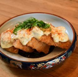 鮭の大葉タルタル添え
