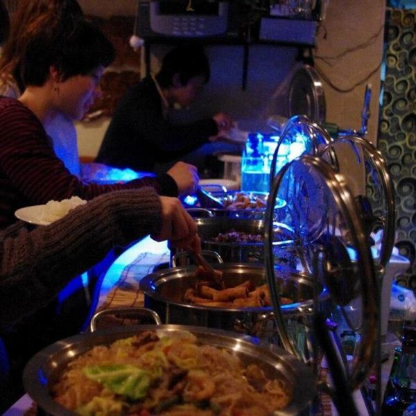 【最大30名まで貸切可能】宴会はもちろん、貸し切りなども承っております。大人数でのご利用も可能ですので、お気軽にご相談ください。会社宴会や学生さんのサークルイベントなど、様々なシーンでご活用いただける空間です♪