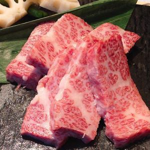 津黒毛和牛特上カルビ