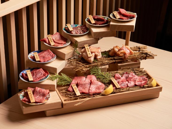 【人气很高】京都楼梯套餐4,500日元起。一层可容纳40至50人