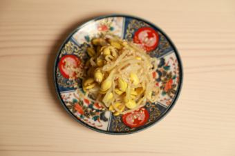Bean sprouts/Crispy Korean seaweed