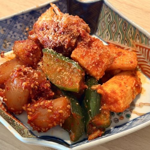 八方美人の特製キムチ盛り